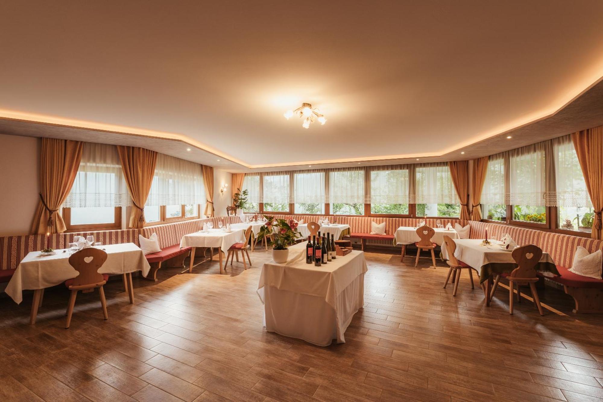 Pension Torr San Martino in Badia Extérieur photo