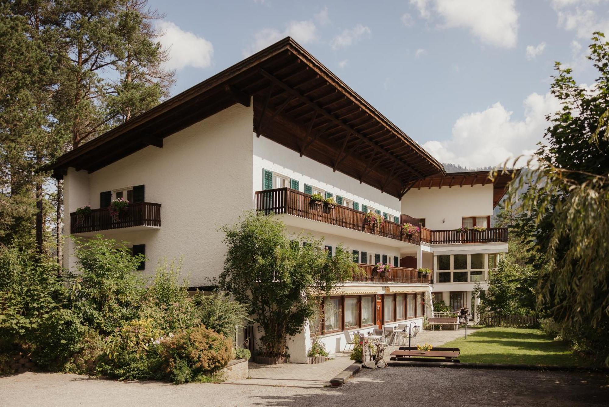 Pension Torr San Martino in Badia Extérieur photo